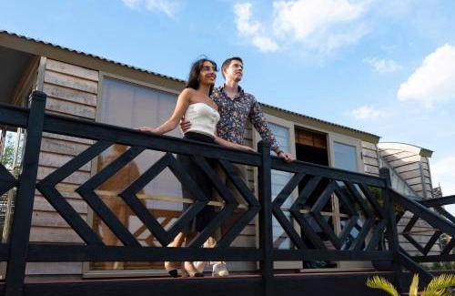 Chessington Casa | Lavish Country Retreat 30mins Taxi Ride From West London
