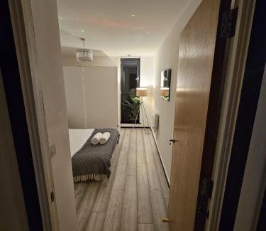 Canning Town South Apartamento | Lavish London Apartment - Secure with parking