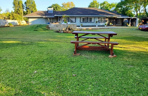 Harare Casa | Lavish Modern Glint House