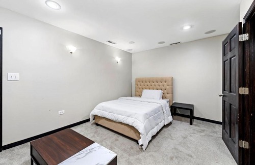 Grand Boulevard Apartamento | Lavish Near Lake Downtown & SOX #G
