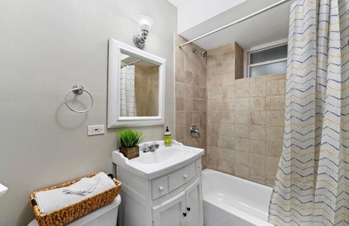 Grand Boulevard Apartamento | Lavish Near Lake Downtown & SOX #G