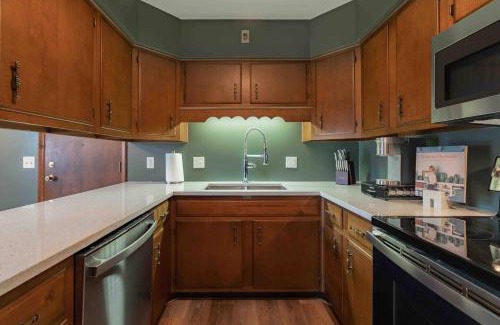 Van Wert Casa | Lavish On Leeson