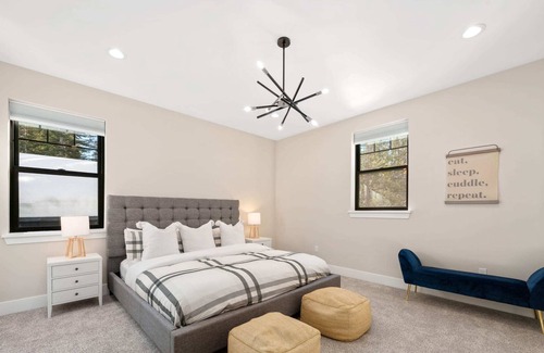 Tahoe National Forest Casa | Lavish Retreat w/ Hot Tub, Steam Room, & Game Room