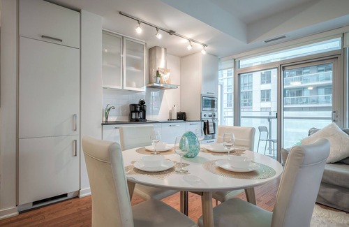 Toronto Entertainment District Apartamento | Lavish Suites