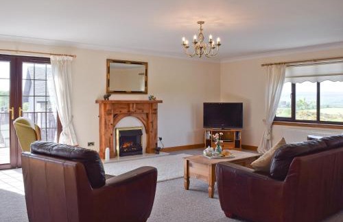 Bonnybridge Casa | Lawford Lodge