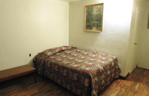 Greendale Hotel | LAWRENCEBURG MOTEL