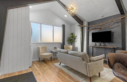 Lawrenceville Apartamento | Lawrenceville Central !1 Modern and Cozy One Bedroom Apartment with Free Street Parking