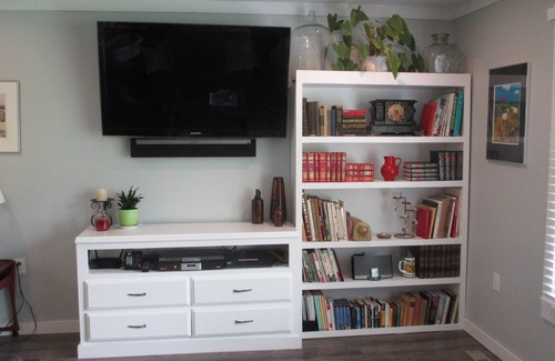 Lambton Shores Cabaña | Layzee Waves Riverfront Cottage