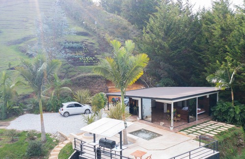 El Penol Cabina | Laze Lake