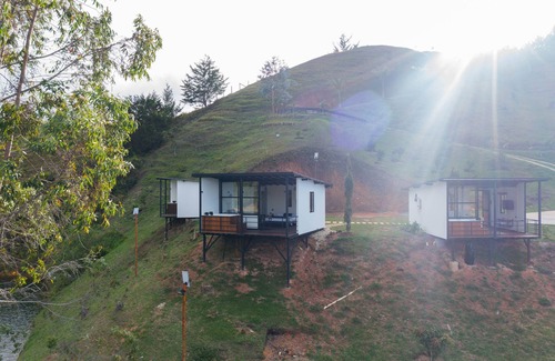 El Penol Cabina | Laze Lake