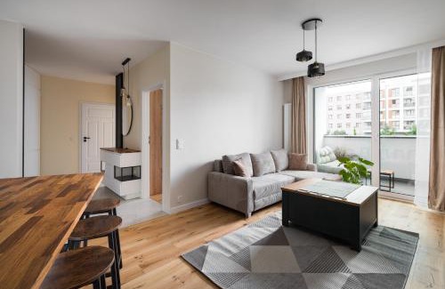Warsaw Apartamento | Lazurowa Deluxe Apartment by BookingHost