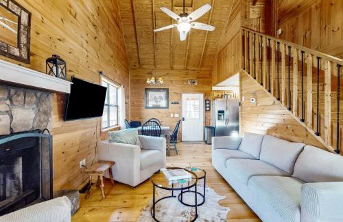 Blairsville Casa | Lazy Bear Creek Lodge