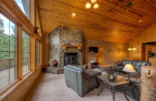 Deadwood Casa | Lazy Bear Lodge