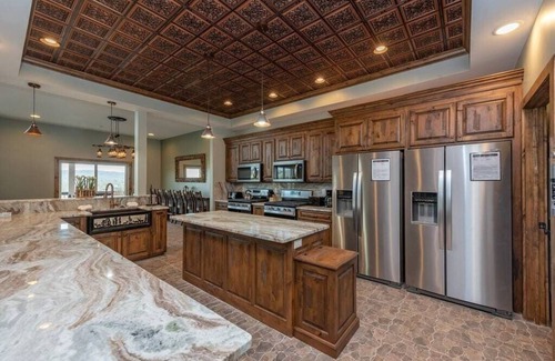 Swanton Casa | Lazy Creek - Deep Creek Lake - Indoor Lazy River