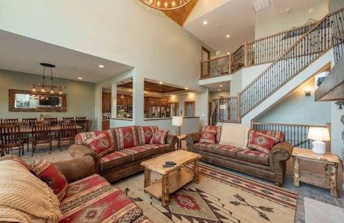 Swanton Casa | Lazy Creek - Deep Creek Lake - Indoor Lazy River