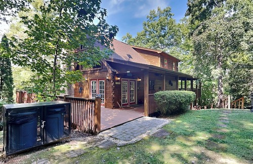 Gatlinburg - Pigeon Forge Cabina | Lazy Cub Lodge