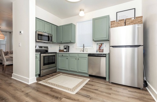 Ocean Springs Casa | Lazy Daze Cottage downtown Ocean Springs, Mississippi