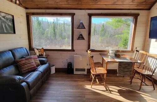 Malone Cabina | Lazy Deer - Cabin on 50 acres w/Hot Tub and mountain view
