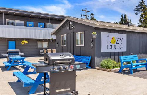 West Yellowstone Hotel | Lazy Duck Inn