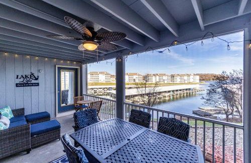 Village of Four Seasons Casa | Lazy L at the Lake - Chic 3 BDR Condo with Boat Slip