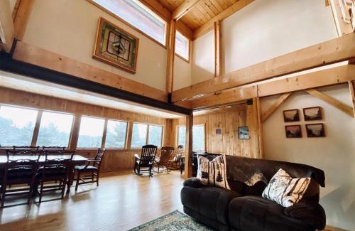 Malone Casa | Lazy Moose Lodge