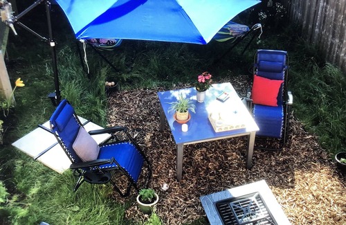 Oakham Casa | Lazy Nest - Sleeps 4, Parking, Garden & Hammocks