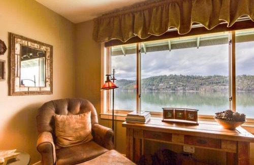 Coeur d'Alene Apartamento | Lazy on the Lakefront (F205)