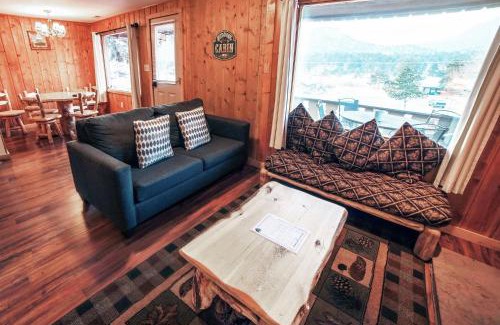 Estes Park Casa | Lazy R Cottages- 8 cabin