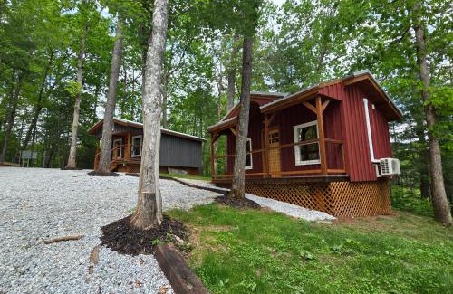 Robbinsville Casa | Lazy T Cabins - Glacier