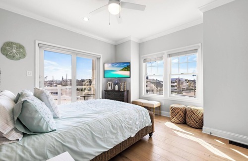 South Beach Haven Casa | LBI Oceanfront home with Panoramic Views