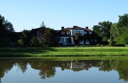 Darlowko Complejo | Leśny Dworek Winnica Darłowo