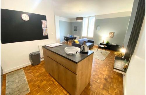 Les 3 Cites Apartamento | Le 107 - Poitiers - CHU - La Conciergerie.