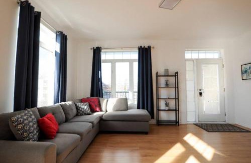 Maizerets Apartamento | Le 1808 - Spacieux avec Balcon - Nord de Québec