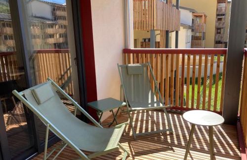Bourg-Saint-Maurice Apartamento | Le 206 Appartement Moderne et Cosy-Terrasse -Centre-Parking-Wifi