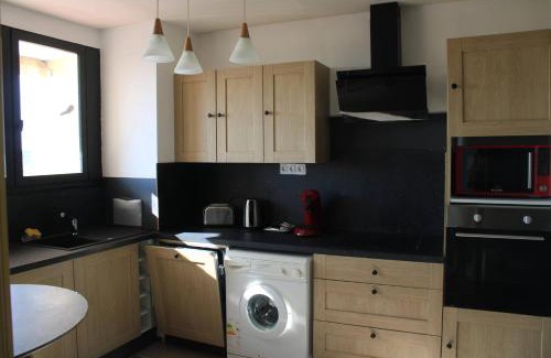 Oasis - Maroc Apartamento | Le 24 Tranquille 3 Chambres à 2 Min du Circuit