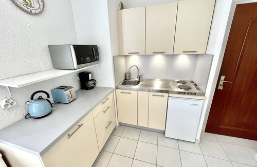 Cavaliere Beach Apartamento | Le 28 : Studio climatisé avec accès privé sur plage