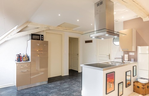 Montbeliard Apartamento | Le 32gregimmoappart'hôtel