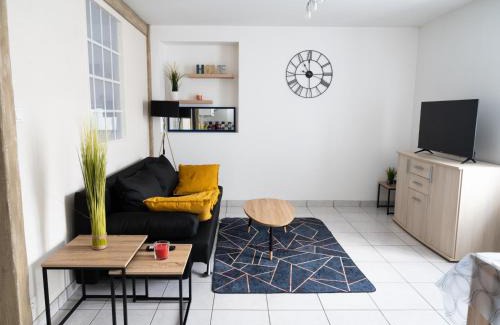 Bouguenais Apartamento | Le 4midable - Chaleureux 2 pièces