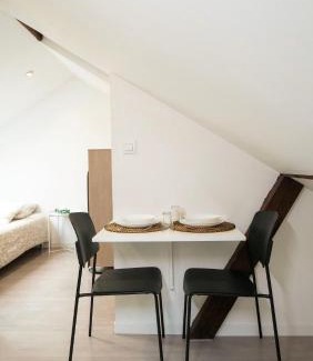 Mulhouse Apartamento | # Le 5 # Beau Studio rénové, tout équipé, au calme, Mulhouse centre