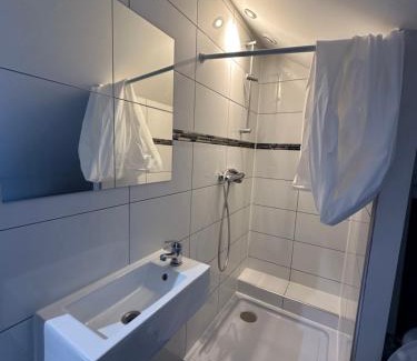 Mulhouse Apartamento | # Le 5 # Beau Studio rénové, tout équipé, au calme, Mulhouse centre