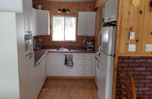 Saint-David-de-Falardeau Chalet De Esquí | Le 550 Chalet Douillet
