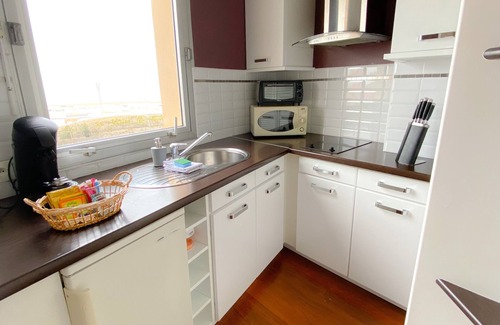 Port Apartamento | Le Beach-Apartamento-Baño en la habitacion-Vista a la playa