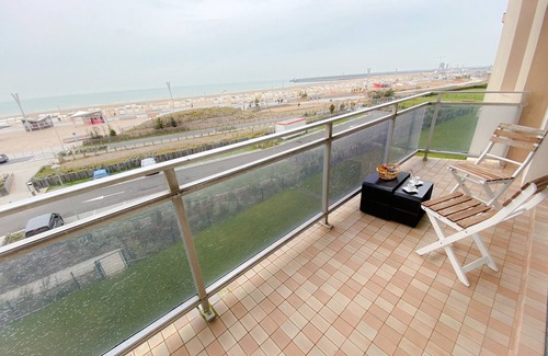 Port Apartamento | Le Beach-Apartamento-Baño en la habitacion-Vista a la playa