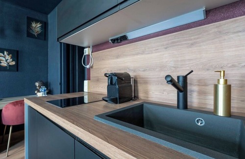 Ile Beaulieu Apartamento | Le Beaulieu ~ Love Room ~ Balneo ~ Sparkling wine