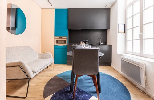 Old Lille Apartamento | Le Beffroi-Superior-Apartamento-Baño con ducha-Vista al patio