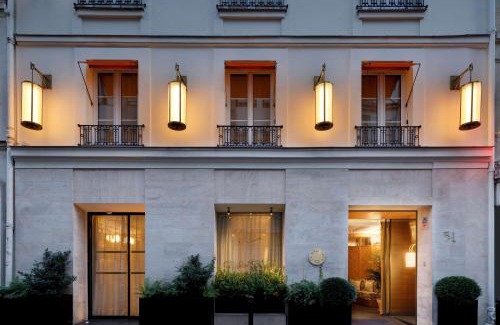 Chaillot Hotel | Le Belgrand Hotel Paris Champs Elysees, Tapestry By Hilton