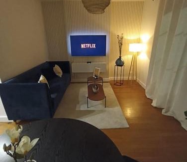 Le Creusot Apartamento | Le Blue IVY Hyper centre 2 chambres Tout équipe