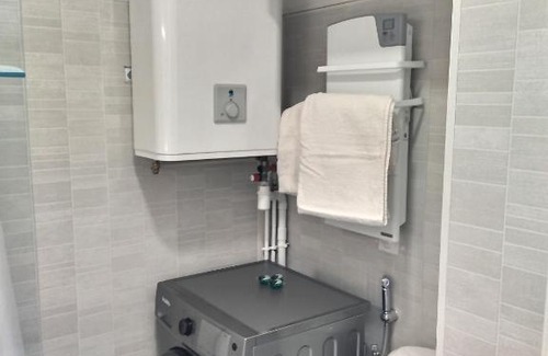 Evreux Apartamento | LE BLUE STUDIO GAMBETTA *FACE GARE* PARKING *WIFI*