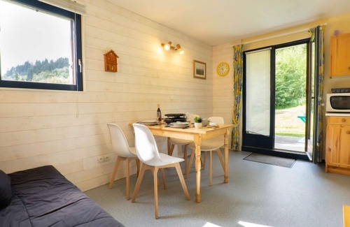 Les Bottieres Apartamento | Le Bochate by Interhome