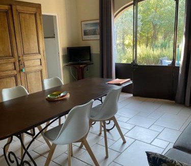 Roussillon Casa | Le Bois De La Cour